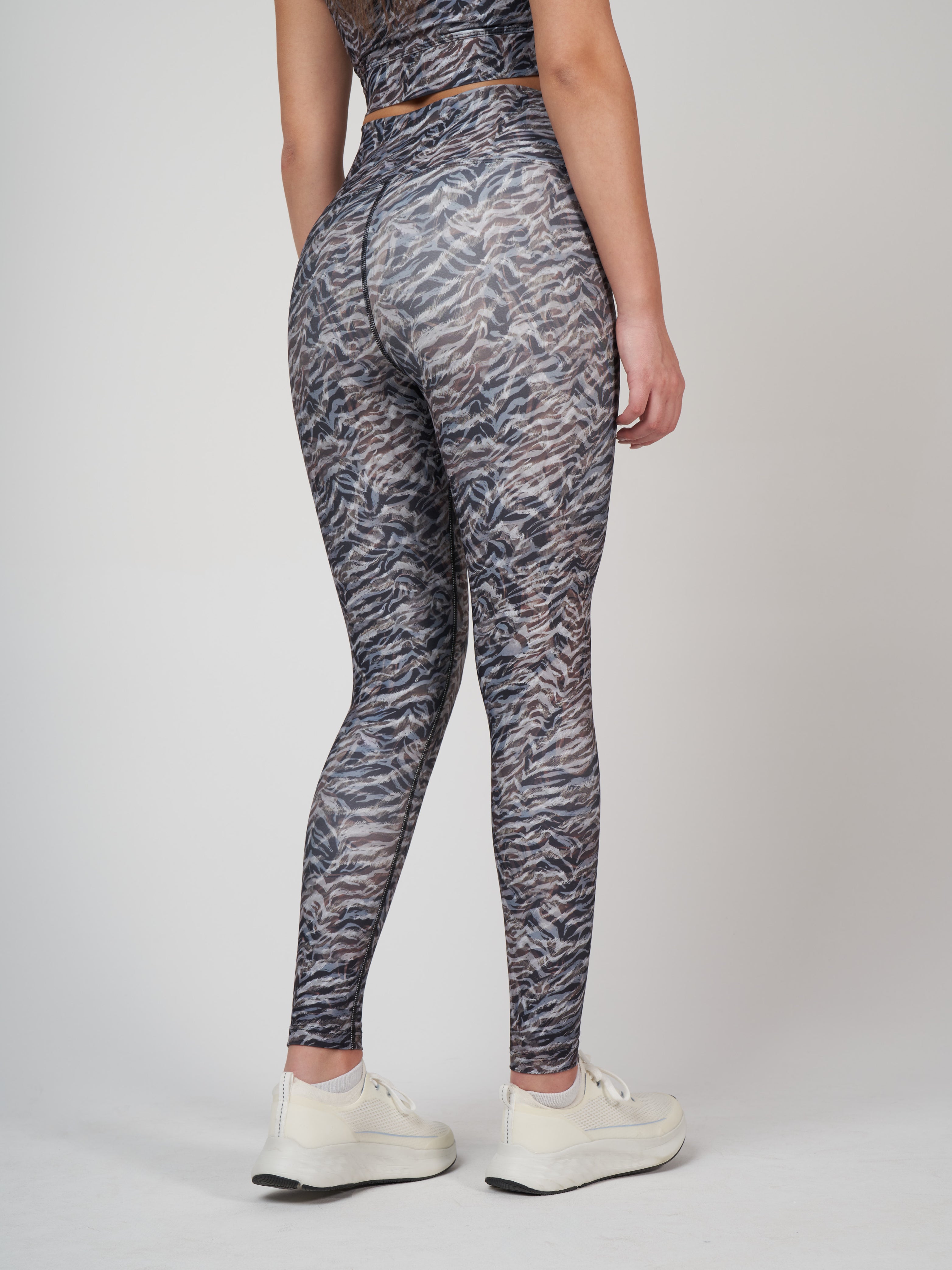 Tiger’s Wild Print Хеланки