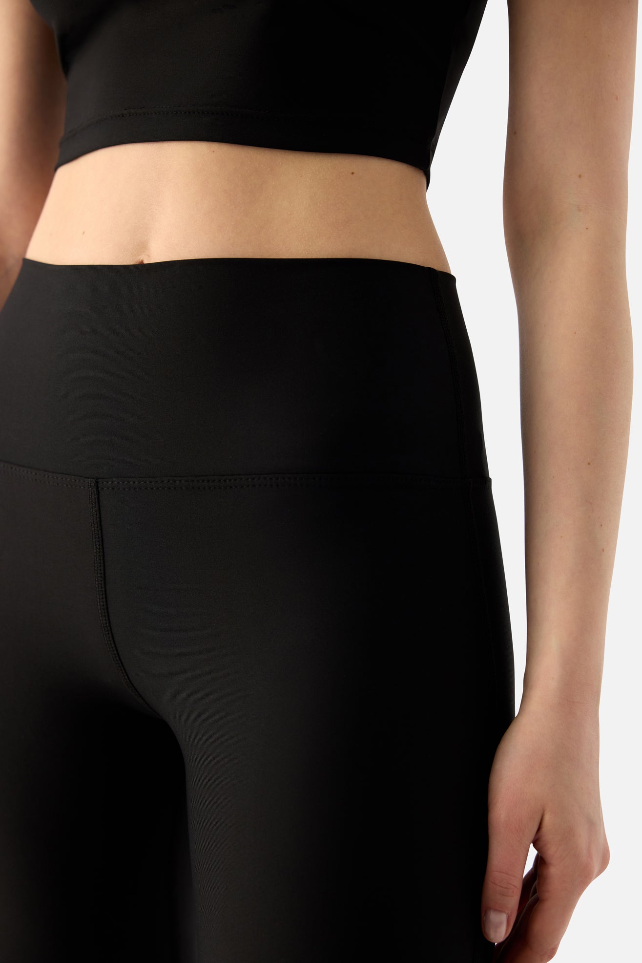 Melina Flared Хеланки - Black