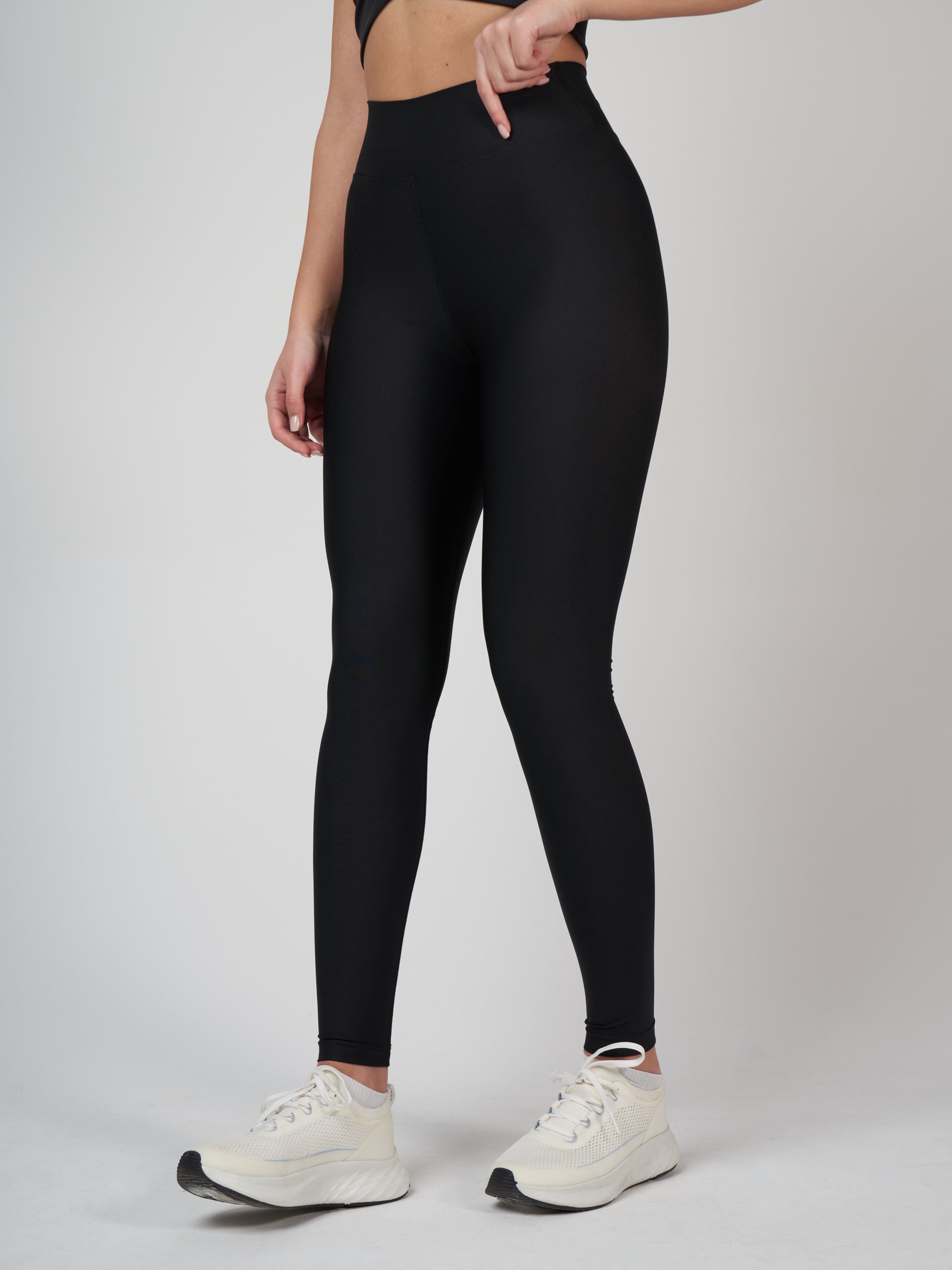 V-Belt Хеланки - Black