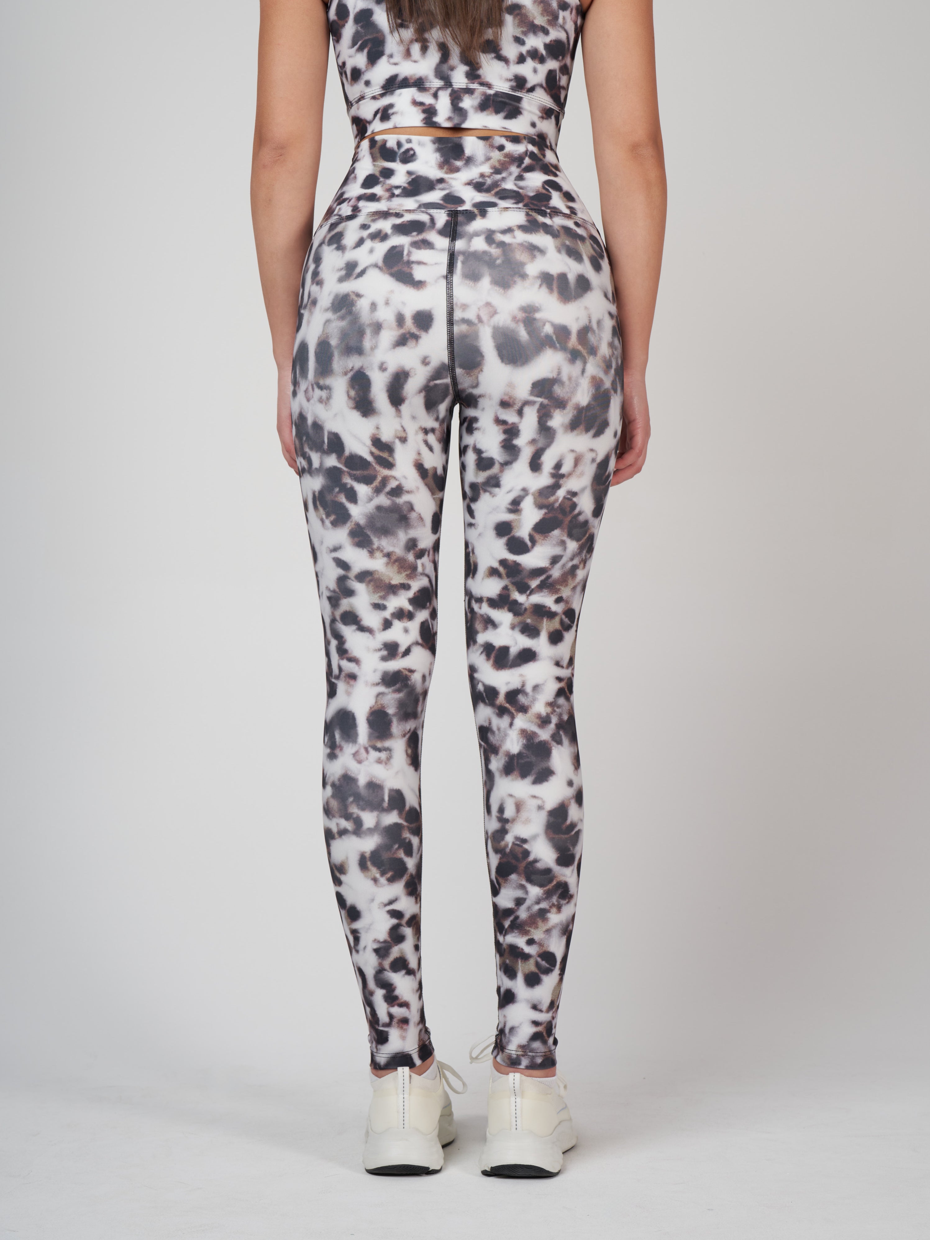 Snow Leopard Print Хеланки